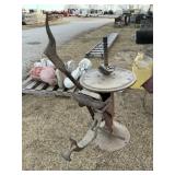 Henderson Manual Tire Changer