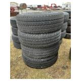 4-275/70 R 18 Tires