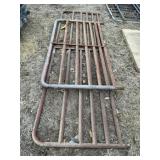 2 Hog Gates