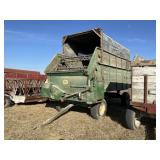 John Deere Silage Wagon Chuck Wagon 125