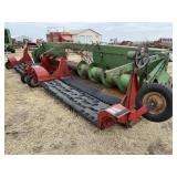 20 ft Melroe Pickup on John Deere Head