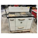 Vintage Wood Porcelian Stove
