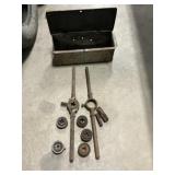 Steel Box w/ 2 Long Handle Die Threaders w/ 6 Dies