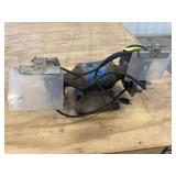 6 in Bench Grinder - Electric