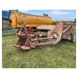 New Holland Hayliner 269 Square Baler