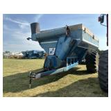 Kinze 800 Grain Cart