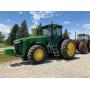 John Deere 8260R