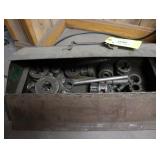 Lot of assorted pipe threading dies