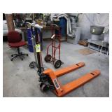 Haul Master 2.5 ton pallet jack