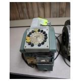 Marsh Series 4BT electric tape dispensing machine
