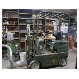 Clark model C20R 2000 lb propane forklift