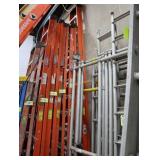 Werner 12 ft Ladder, Fiberglass