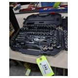 Husky 119 piece tool kit