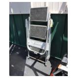 Small step ladder
