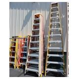 10 ft Fiberglass step ladder