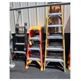 4 ft Fiberglass step ladder