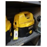DeWalt shop vac