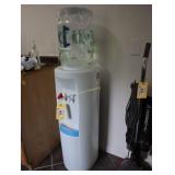 Water dispenser