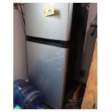 Magic Chef refrigerator