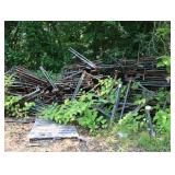 Lot of metal safety outriggers