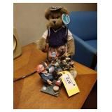 Figurines and golfing bear