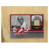 2006 FLEER DAVE CONCEPCION GAME USED BAT CARD