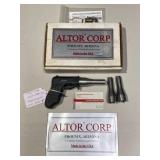 Altor Corp Simple 380/9mm (s/n AAA-4316)