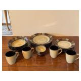 Pfaltzgraff Taos Plates, Bowls & Mugs