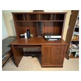 Desk (No Contents)
