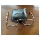 Flapjacks Folding Glasses & Case