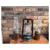 2 Oil Lamps & Lantern