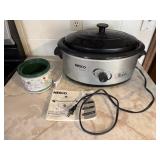 2 Crock Pots