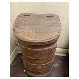 Old Wood Storage Bin Hamper with Lid