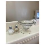 Salt & Pepper Shaker Clear Glass Bowl Ladle