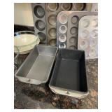 Muffin Baking Pans & Mixing Bowl Lot