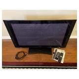 Hitachi Flatscreen TV with Remote