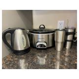 Kitchen Lot Crockpot Coffee Maker Artic Cups