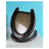 Horseshoe Frame