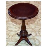 Quality Accent Table