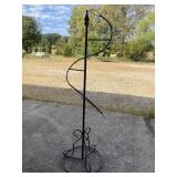 Black Metal Spiral Floor Rack Hangs Plants Hats