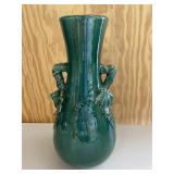 Green Flower Vase Grape Accent