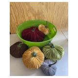 Green Tote & 6 Velvet Like Pumpkins Decor