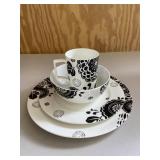 Spode Christina Black White Flower Dish Set