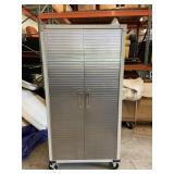 Nice Metal Double Door Rolling Storage Cabinet