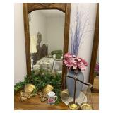 Brass Scale Flower Vase & Other Home Decor