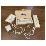 Pearl Style Vintage Jewelry Necklaces Bracelets