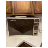 Vintage Sharp Microwave Oven & Manual