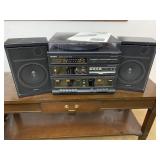 Quasar Vintage Audio System Tape & Record Player