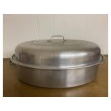 Large Metal Roasting Pan with Lid