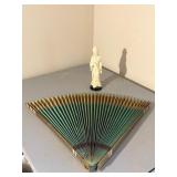 Golden Crown E & R Style Alabaster Geisha and